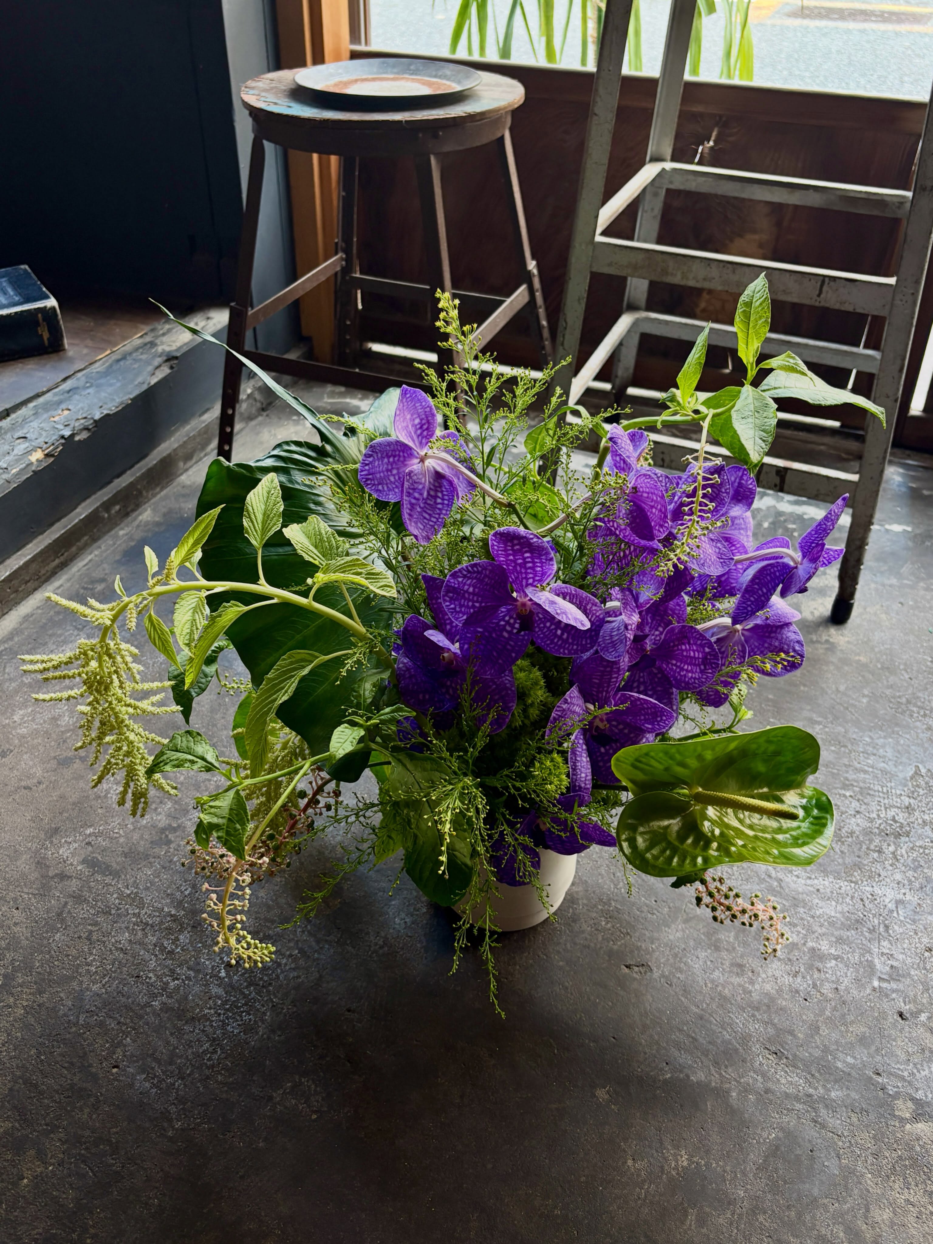 arrangement⛰️・flower standファンの ...